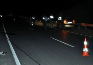 Horasan'da trafik kazası: 3 ölü, 4 yaralı