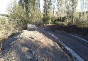 Narman Kuruçalı'da istinat duvarı tepkisi