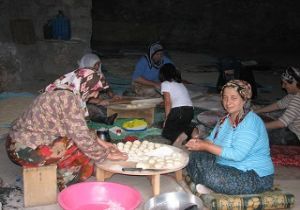 Tortum'da kadınlardan ramazan seferberliği