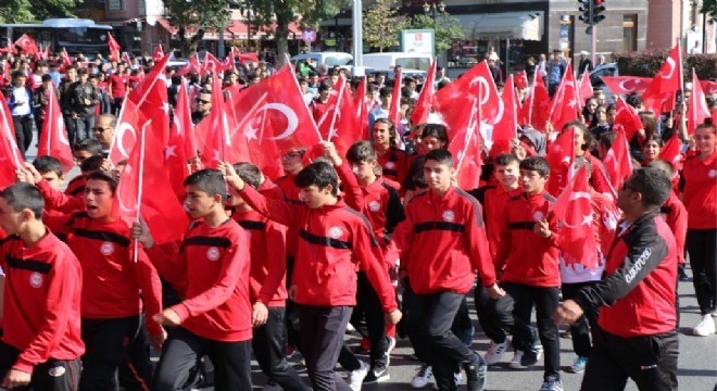 Öğrencilerden, Barış Pınarı Harekatı'na destek yürüyüşü