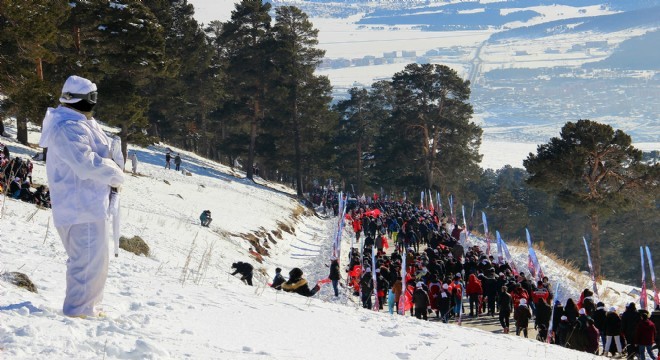 Şehit torunları Sarıkamış'taydı